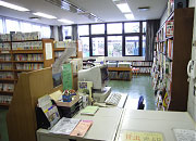 西之台会館図書室の室内の写真1